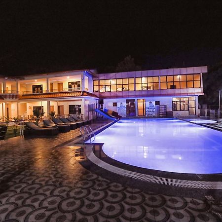Hotel Wildlife Camp Саураха Екстер'єр фото
