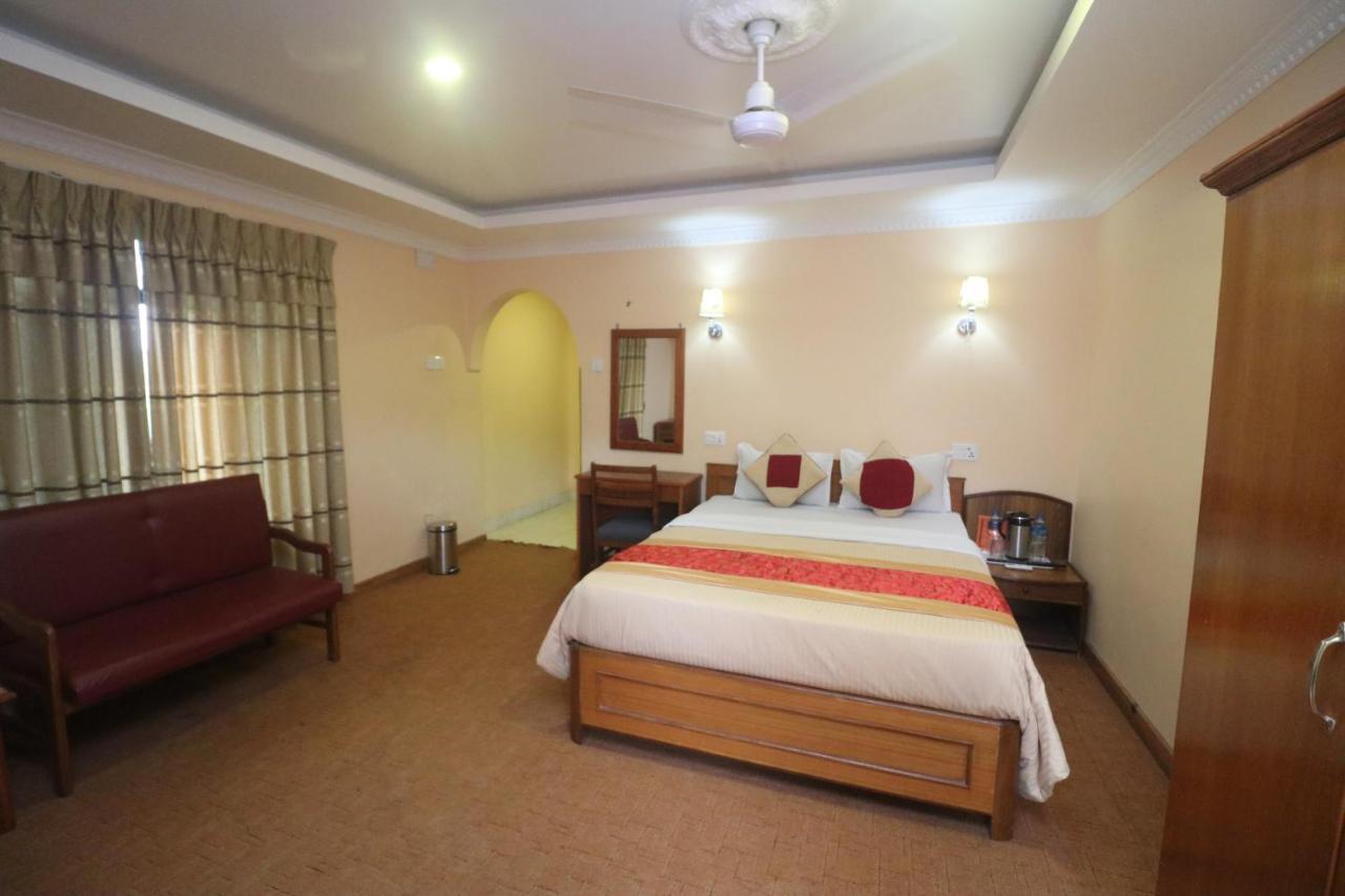 Hotel Wildlife Camp Саураха Екстер'єр фото