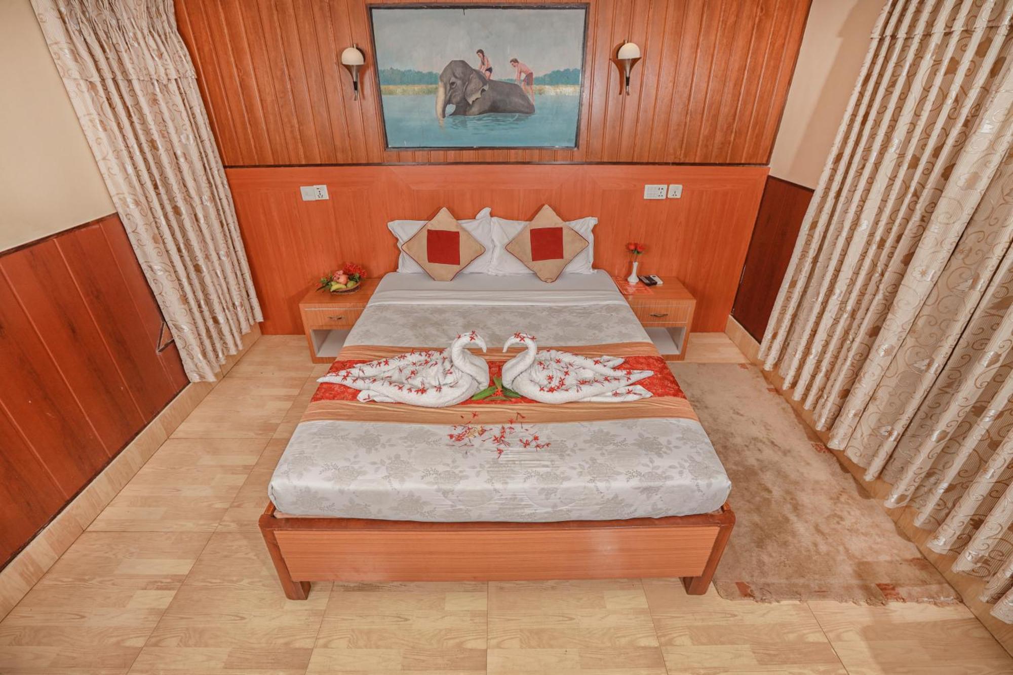 Hotel Wildlife Camp Саураха Екстер'єр фото