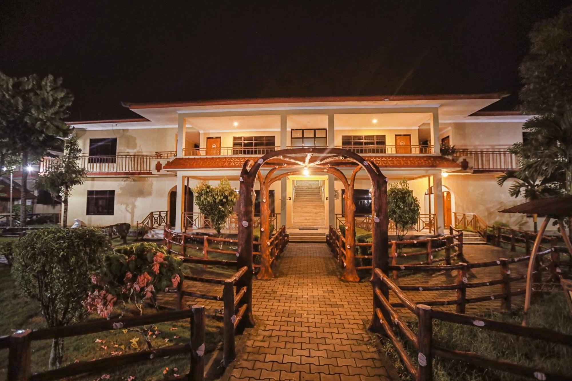 Hotel Wildlife Camp Саураха Екстер'єр фото