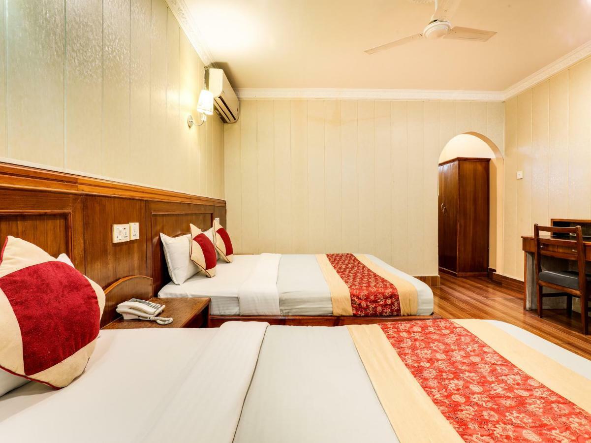 Hotel Wildlife Camp Саураха Екстер'єр фото