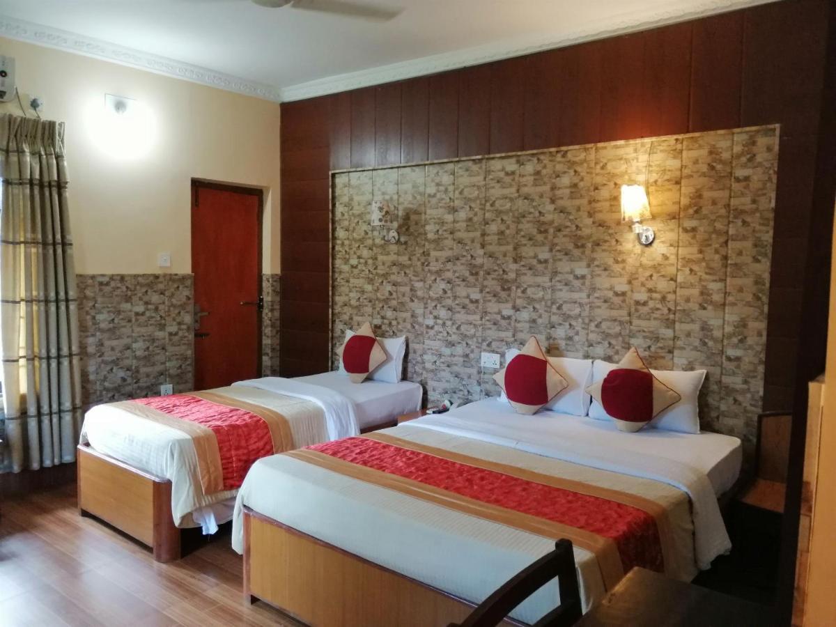 Hotel Wildlife Camp Саураха Екстер'єр фото